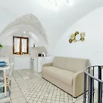 Grotta Antigone - 3min Dal Centro Storico Appartamento Ostuni