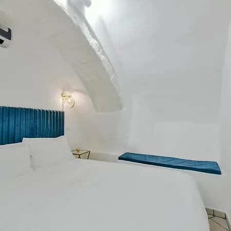 Grotta Antigone - 3min Dal Centro Storico Apartment *