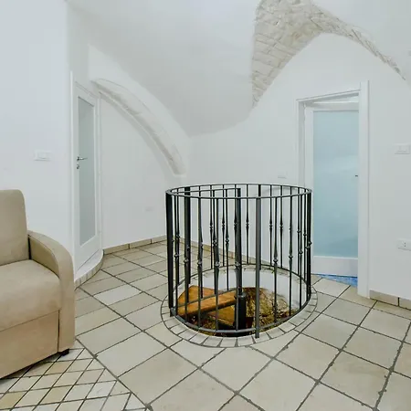 Grotta Antigone - 3min Dal Centro Storico Apartmán Ostuni