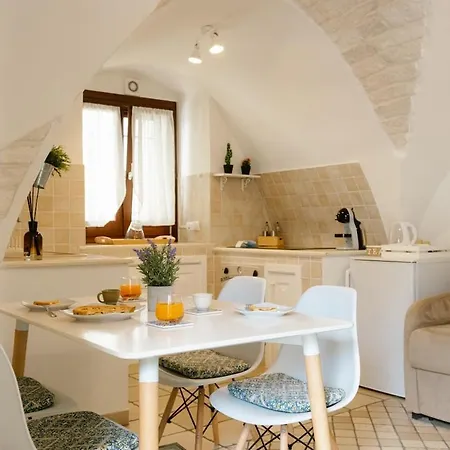 Grotta Antigone - 3min Dal Centro Storico Apartmán
